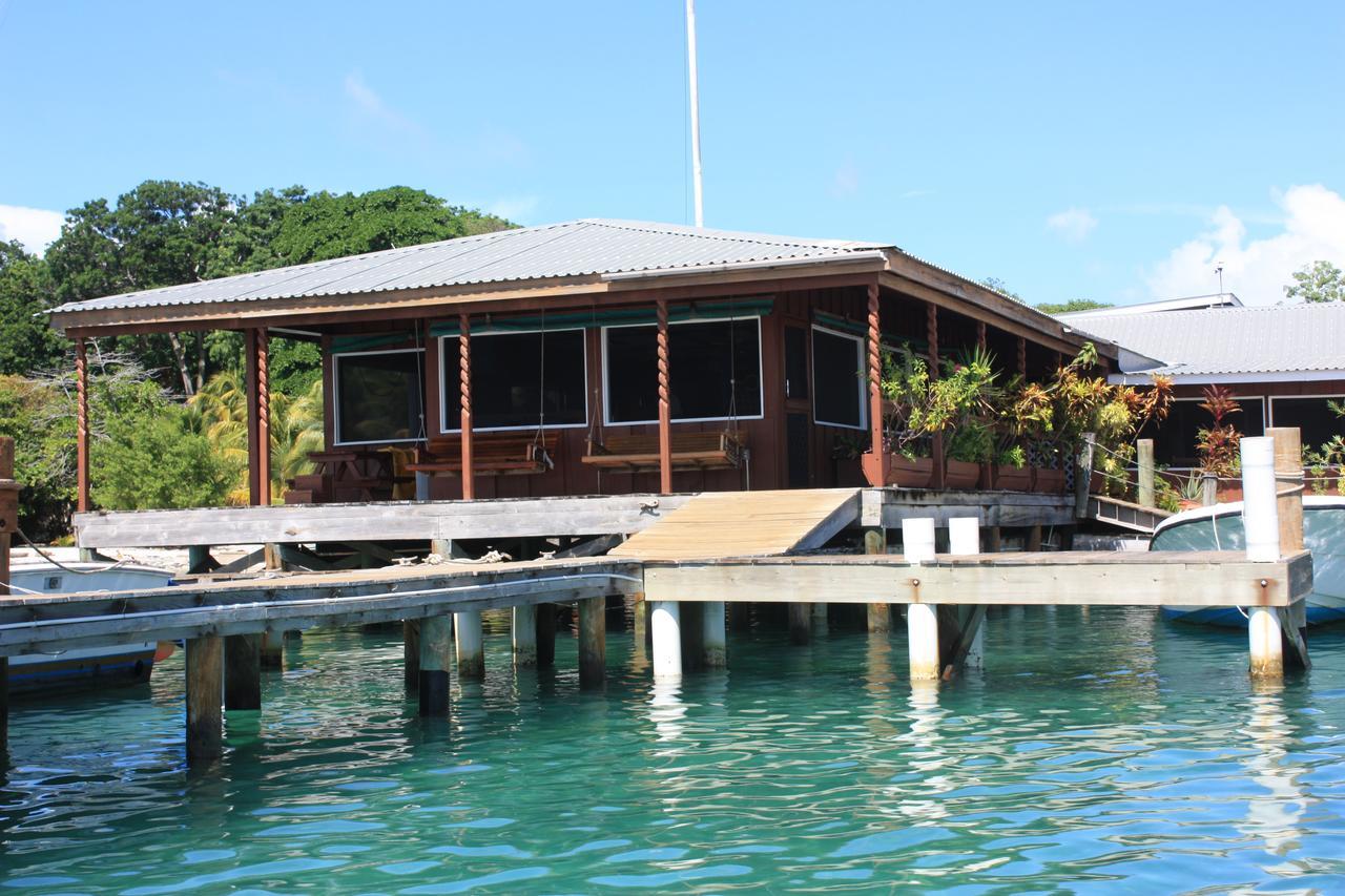 Utila Lodge Exterior foto